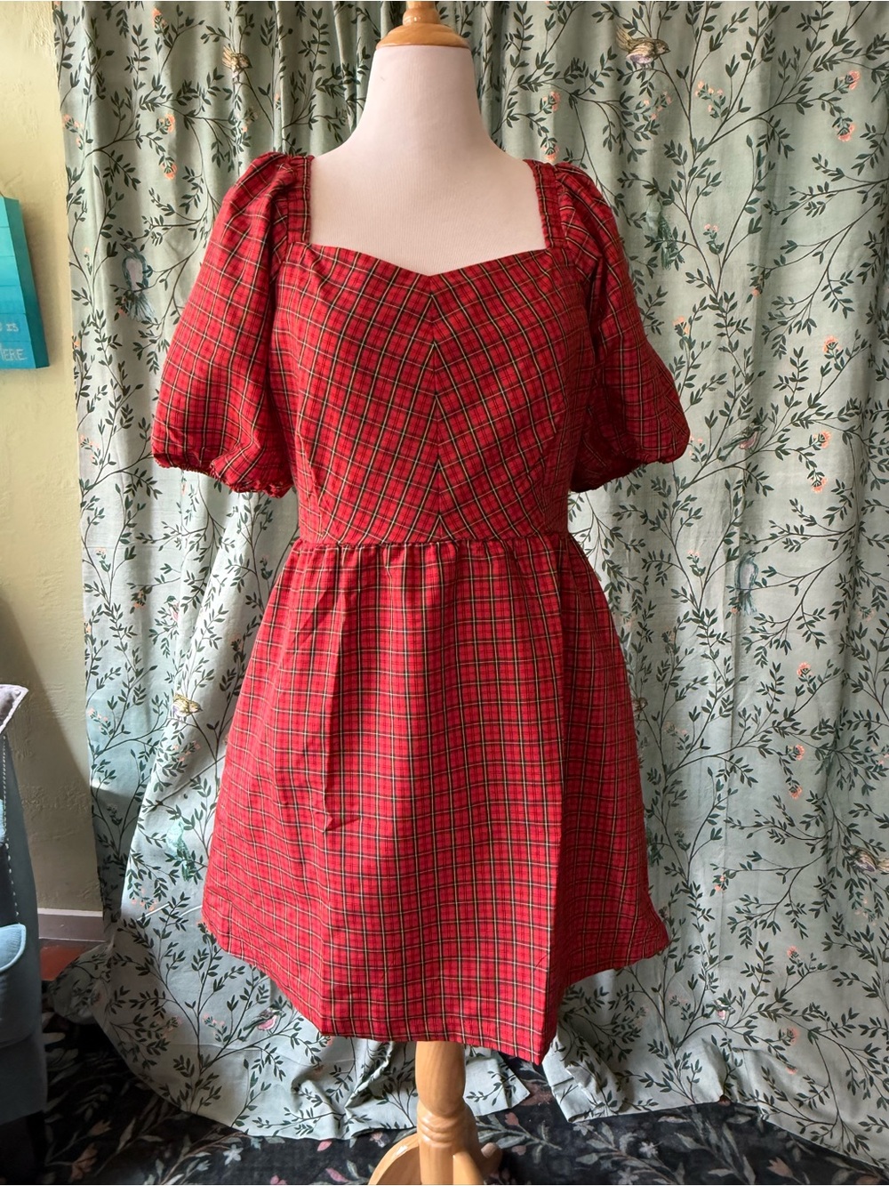 Old navy Red Plaid Puff-Sleeve Dress - Classic Square Neck